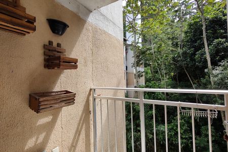 Apartamento para alugar com 67m², 2 quartos e sem vaga Apartamento para alugar com 67m², 2 quartos e sem vagaVaranda