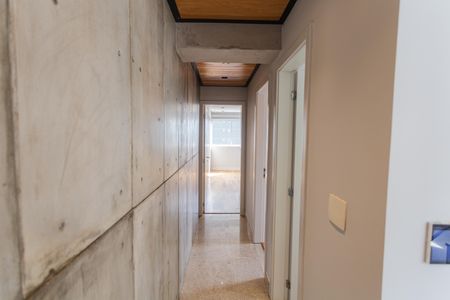 Apartamento à venda com 135m², 2 quartos e 2 vagas Apartamento à venda com 135m², 2 quartos e 2 vagasCorredor