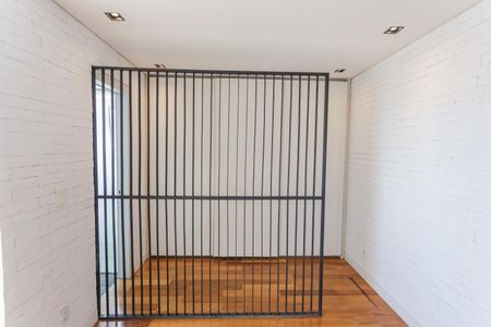 Apartamento à venda com 135m², 2 quartos e 2 vagas Apartamento à venda com 135m², 2 quartos e 2 vagasCloset da Suíte