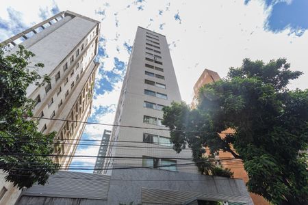 Apartamento à venda com 135m², 2 quartos e 2 vagas Apartamento à venda com 135m², 2 quartos e 2 vagasFachada