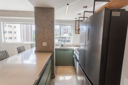 Apartamento à venda com 135m², 2 quartos e 2 vagas Apartamento à venda com 135m², 2 quartos e 2 vagasCozinha