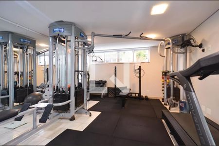 Apartamento à venda com 135m², 2 quartos e 2 vagas Apartamento à venda com 135m², 2 quartos e 2 vagasÁrea comum - Academia