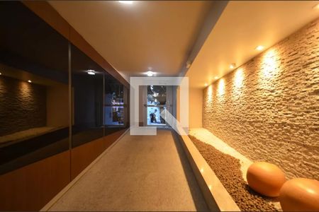 Apartamento à venda com 135m², 2 quartos e 2 vagas Apartamento à venda com 135m², 2 quartos e 2 vagasHall de entrada