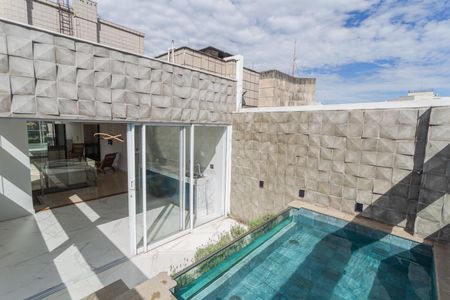 Apartamento à venda com 135m², 2 quartos e 2 vagas Apartamento à venda com 135m², 2 quartos e 2 vagasCobertura