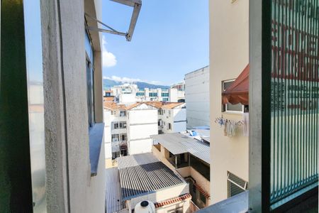 Vista de apartamento à venda com 2 quartos, 50m² em Vila Isabel, Rio de Janeiro