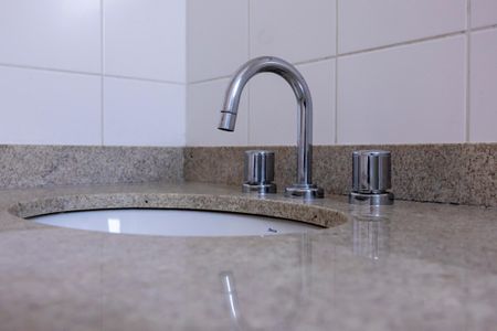 Apartamento para alugar com 194m², 3 quartos e 3 vagas Apartamento para alugar com 194m², 3 quartos e 3 vagasBanheiro da Suíte 2