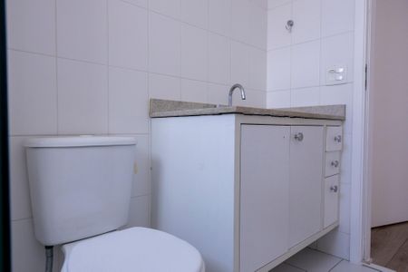 Apartamento para alugar com 194m², 3 quartos e 3 vagas Apartamento para alugar com 194m², 3 quartos e 3 vagasBanheiro da Suíte 1