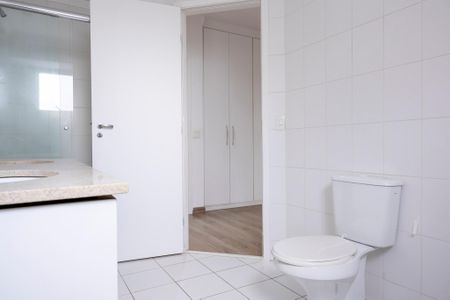 Apartamento para alugar com 194m², 3 quartos e 3 vagas Apartamento para alugar com 194m², 3 quartos e 3 vagasBanheiro da Suíte 3