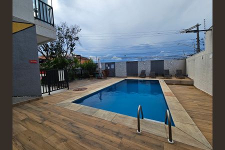 Apartamento à venda com 34m², 2 quartos e sem vagaÁrea comum - Piscina