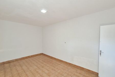 Casa para alugar com 200m², 3 quartos e 4 vagas Casa para alugar com 200m², 3 quartos e 4 vagasQuarto 2