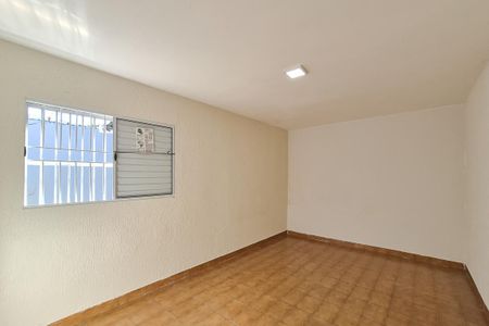 Casa para alugar com 200m², 3 quartos e 4 vagas Casa para alugar com 200m², 3 quartos e 4 vagasQuarto 2