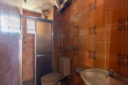 Apartamento à venda com 45m², 2 quartos e 1 vaga Apartamento à venda com 45m², 2 quartos e 1 vagaBanheiro