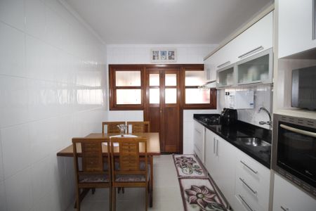 Apartamento para alugar com 110m², 3 quartos e 2 vagasCozinha