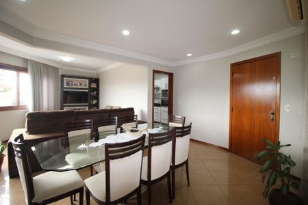 Sala de apartamento para alugar com 3 quartos, 110m² em Vila Ipiranga, Porto Alegre