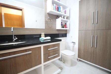 Apartamento para alugar com 110m², 3 quartos e 2 vagasBanheiro da Suíte 1