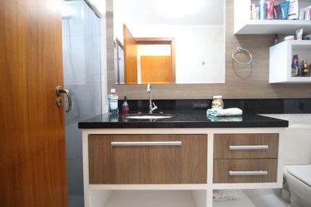 Apartamento para alugar com 110m², 3 quartos e 2 vagasBanheiro da Suíte 1