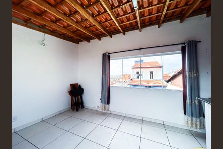 Casa para alugar com 150m², 2 quartos e 2 vagas Casa para alugar com 150m², 2 quartos e 2 vagasTerraço