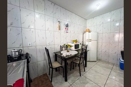 Casa para alugar com 150m², 2 quartos e 2 vagas Casa para alugar com 150m², 2 quartos e 2 vagasCozinha