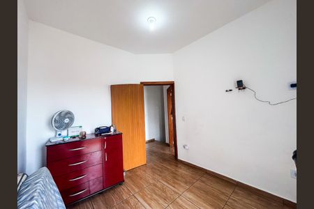 Casa para alugar com 150m², 2 quartos e 2 vagas Casa para alugar com 150m², 2 quartos e 2 vagasQuarto 2