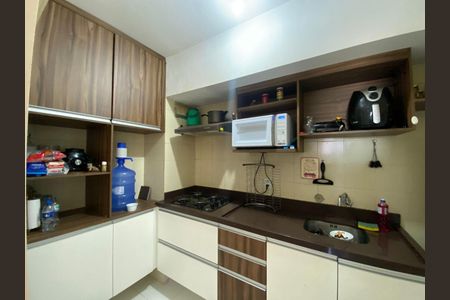 Apartamento para alugar com 68m², 2 quartos e sem vagaCozinha