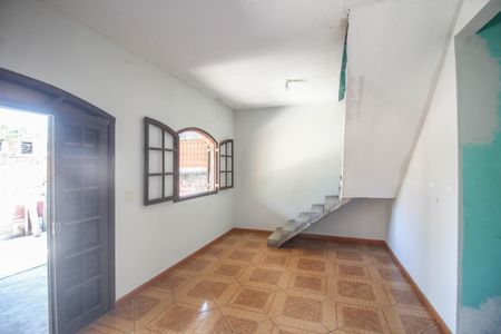 Casa para alugar com 150m², 3 quartos e 4 vagas Casa para alugar com 150m², 3 quartos e 4 vagasSala
