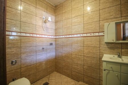 Casa para alugar com 150m², 3 quartos e 4 vagasBanheiro da Suíte