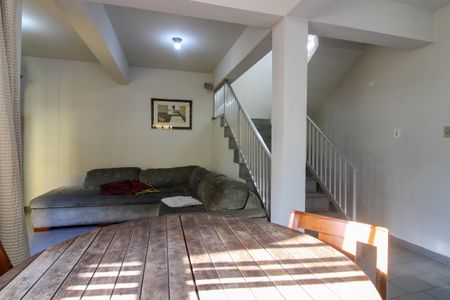 Casa à venda com 150m², 2 quartos e 1 vagaSala