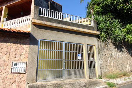Casa à venda com 150m², 2 quartos e 1 vagaFachada