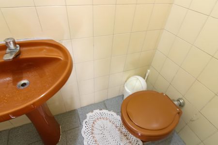 Casa à venda com 150m², 2 quartos e 1 vagaLavabo