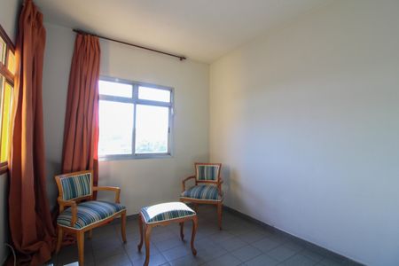 Casa à venda com 150m², 2 quartos e 1 vagaEscritório