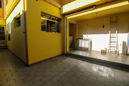 Casa à venda com 150m², 2 quartos e 1 vagaQuintal