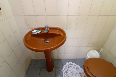 Casa à venda com 150m², 2 quartos e 1 vagaLavabo