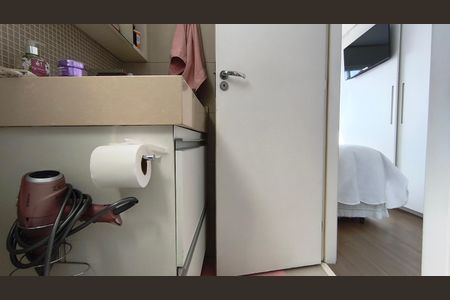 Apartamento à venda com 97m², 3 quartos e 3 vagas Apartamento à venda com 97m², 3 quartos e 3 vagasBanheiro Suíte