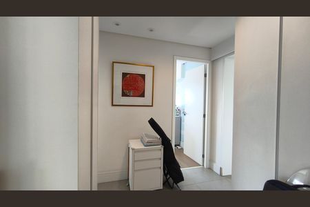 Apartamento à venda com 97m², 3 quartos e 3 vagas Apartamento à venda com 97m², 3 quartos e 3 vagasEscritório