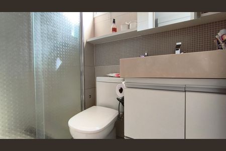 Apartamento à venda com 97m², 3 quartos e 3 vagas Apartamento à venda com 97m², 3 quartos e 3 vagasBanheiro Suíte