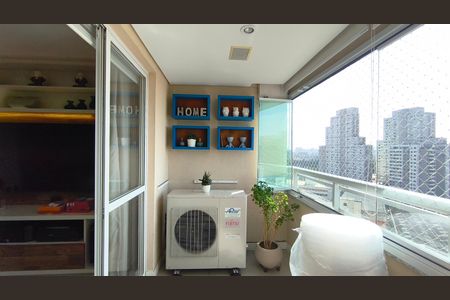 Apartamento à venda com 97m², 3 quartos e 3 vagas Apartamento à venda com 97m², 3 quartos e 3 vagasVaranda