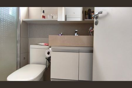 Apartamento à venda com 97m², 3 quartos e 3 vagas Apartamento à venda com 97m², 3 quartos e 3 vagasBanheiro Suíte