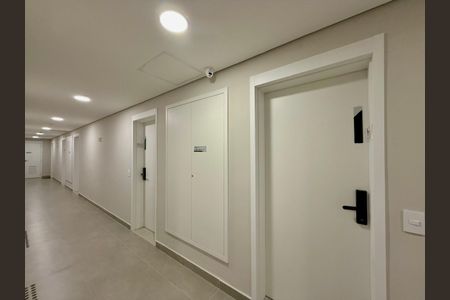 Apartamento à venda com 25m², 1 quarto e sem vaga Apartamento à venda com 25m², 1 quarto e sem vagaHall Apartamento