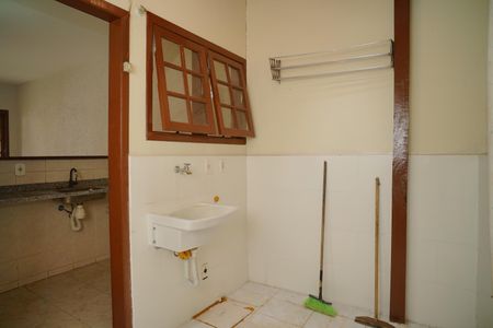 Casa de condomínio para alugar com 45m², 2 quartos e sem vaga Casa de condomínio para alugar com 45m², 2 quartos e sem vagaÁrea de Serviço