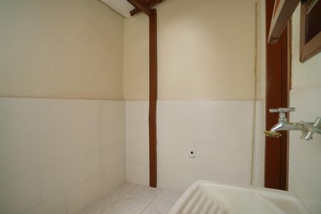 Casa de condomínio para alugar com 45m², 2 quartos e sem vaga Casa de condomínio para alugar com 45m², 2 quartos e sem vagaÁrea de Serviço