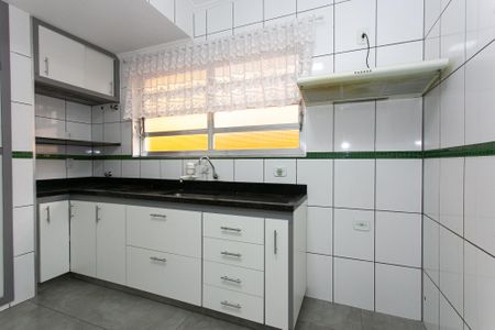 Casa para alugar com 170m², 3 quartos e 2 vagasCozinha