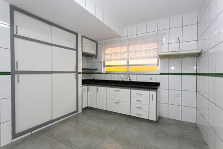 Casa para alugar com 170m², 3 quartos e 2 vagasCozinha