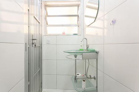 Casa para alugar com 170m², 3 quartos e 2 vagasBanheiro de Serviço