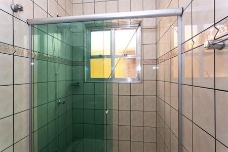 Casa para alugar com 170m², 3 quartos e 2 vagasBanheiro social