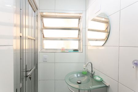 Casa para alugar com 170m², 3 quartos e 2 vagasBanheiro de Serviço