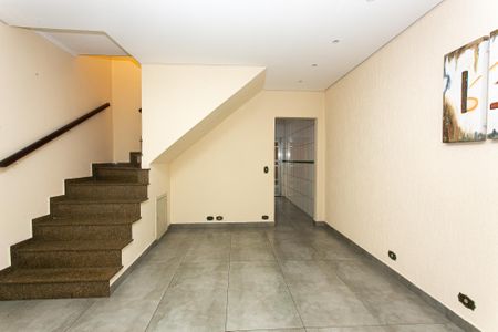 Casa para alugar com 170m², 3 quartos e 2 vagasSala