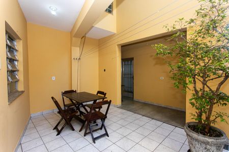 Casa para alugar com 170m², 3 quartos e 2 vagasQuintal