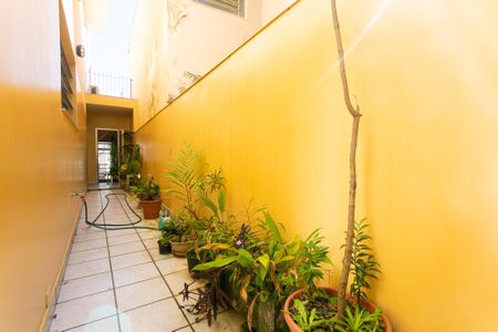 Casa para alugar com 170m², 3 quartos e 2 vagasCorredor