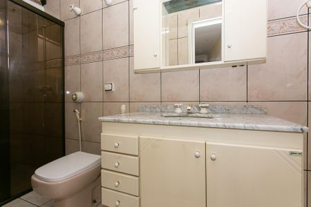 Casa para alugar com 170m², 3 quartos e 2 vagasBanheiro da Suíte
