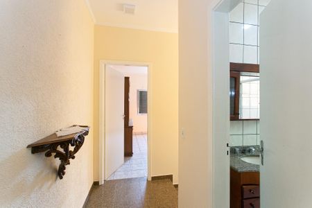 Casa para alugar com 170m², 3 quartos e 2 vagasCorredor